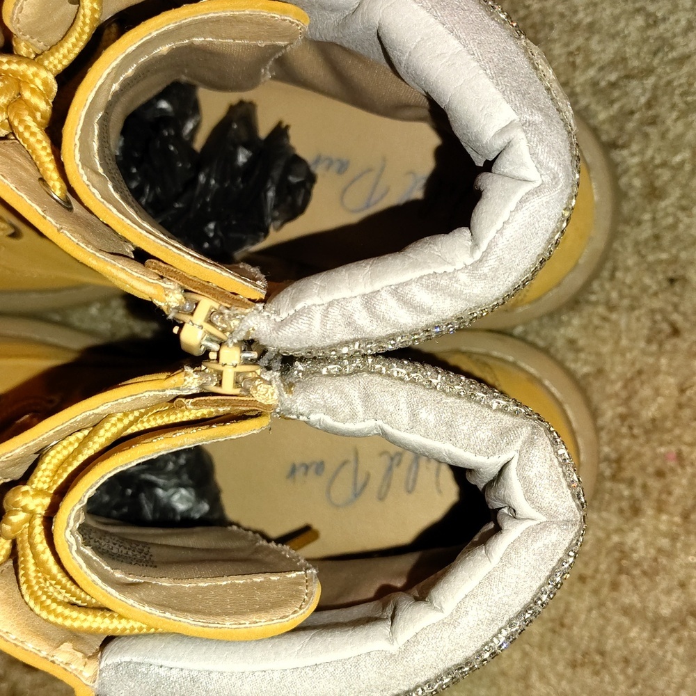 Wild Pair Women's Riiver Nubuck Embellished Boots 8.5 - Picture 6 of 8